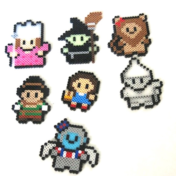 Perler Beads set of 7 Wizard of Oz Magnets - Picture 1 of 8